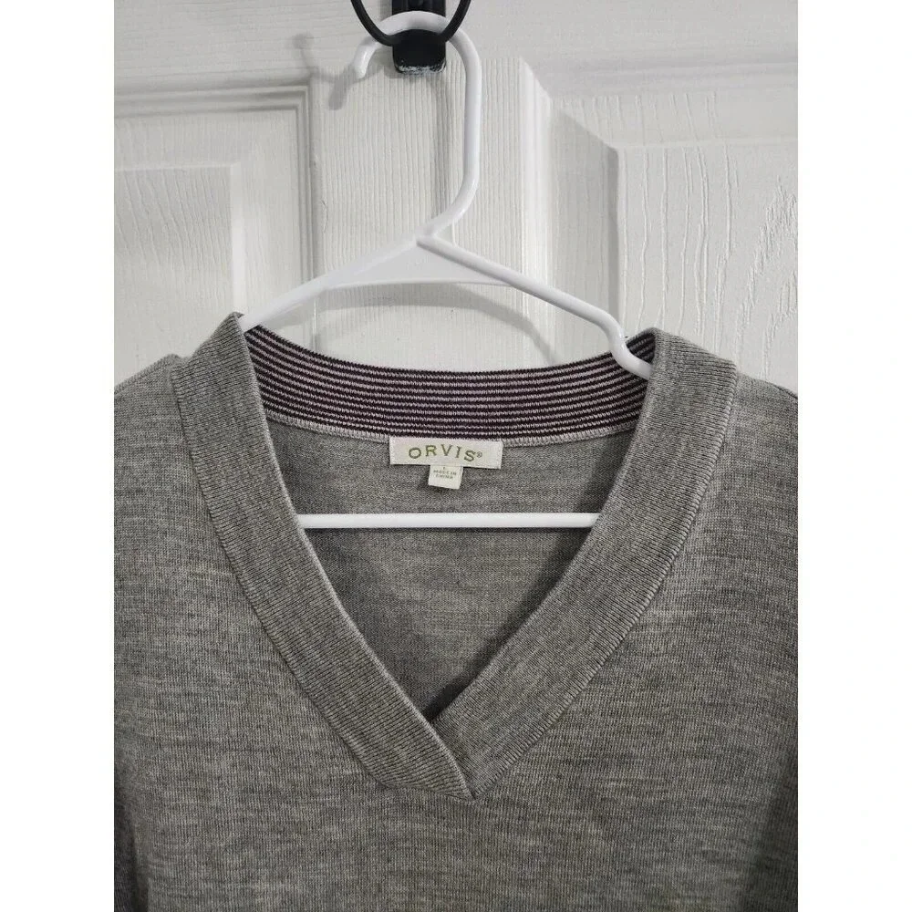 Orvis 100% Marino Wool Minimalist Normcore gray Vneck pullover sweater  large